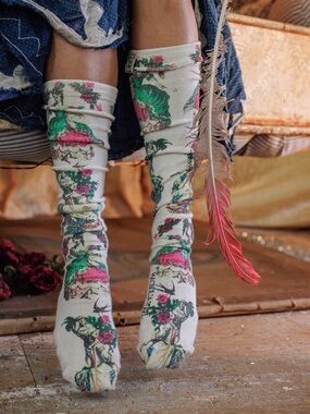 MAGNOLIA PEARL Da Dame Verte OTK Socks In Marquis NWT